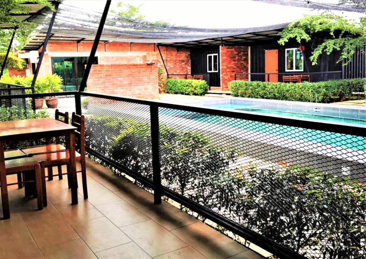 Petak Padin Cottage By The Pool, Kepala Batas  Zewnętrze zdjęcie