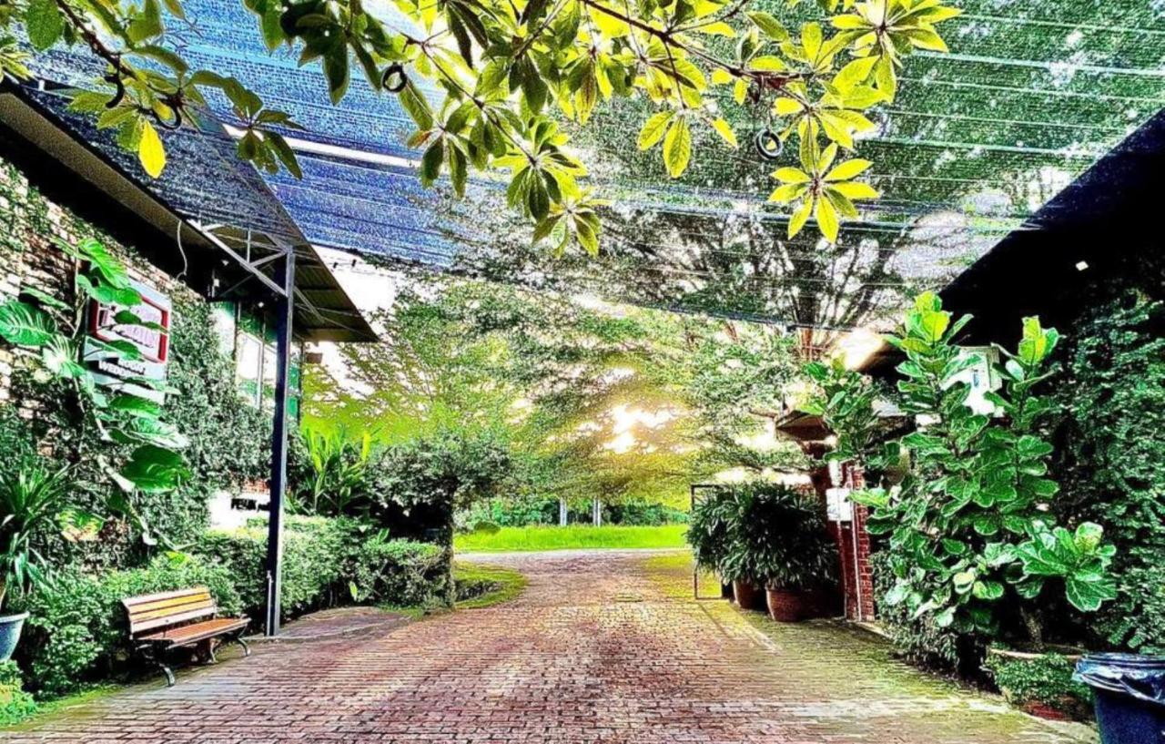 Petak Padin Cottage By The Pool, Kepala Batas  Zewnętrze zdjęcie